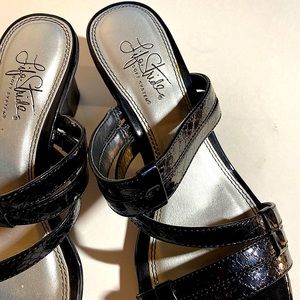 LIFE STRIDE Black Heels